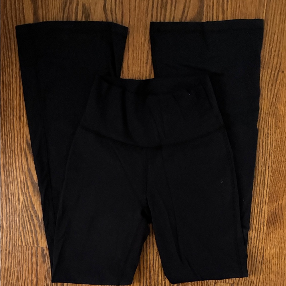 Aritzia Black Leggings